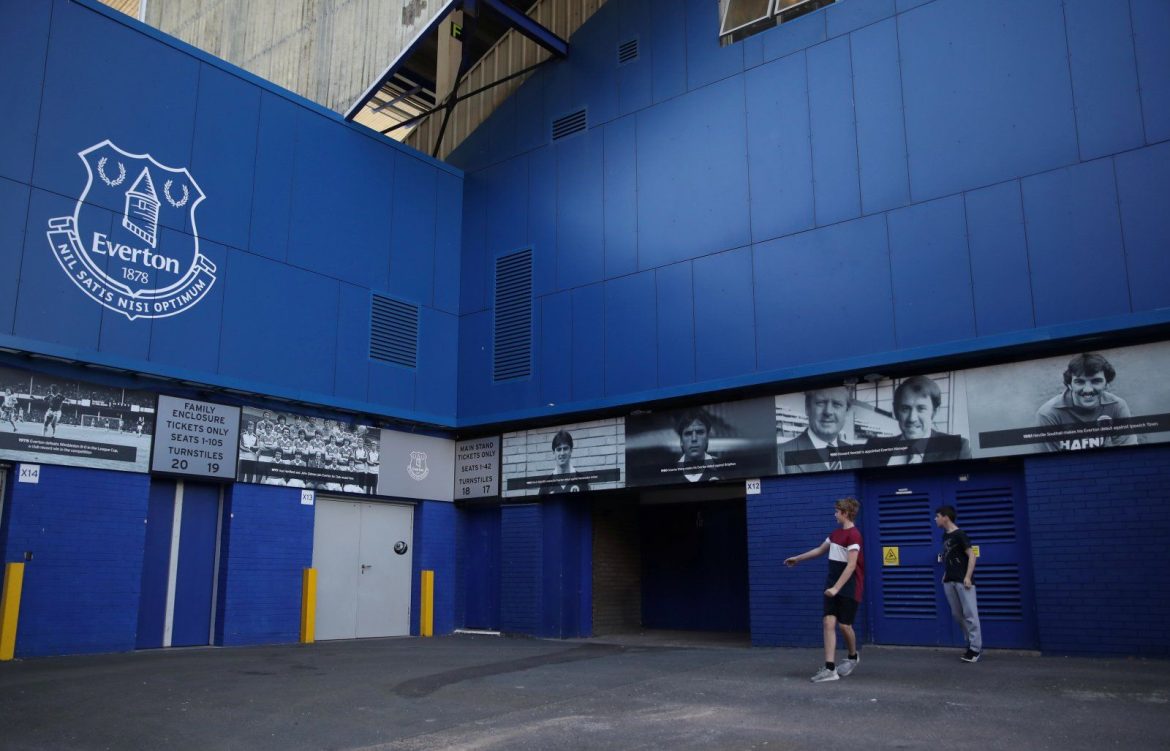 Everton: Fans react to latest Goodison Park development