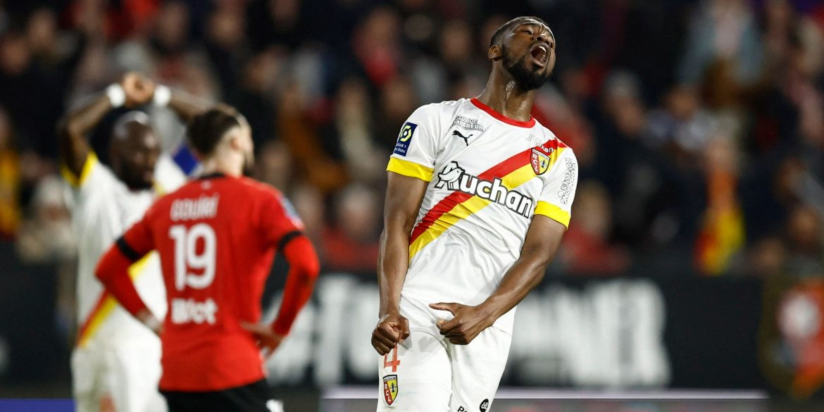 Wolves eye "dominant" 6 ft 6 Danso alternative in first of 3 late arrivals